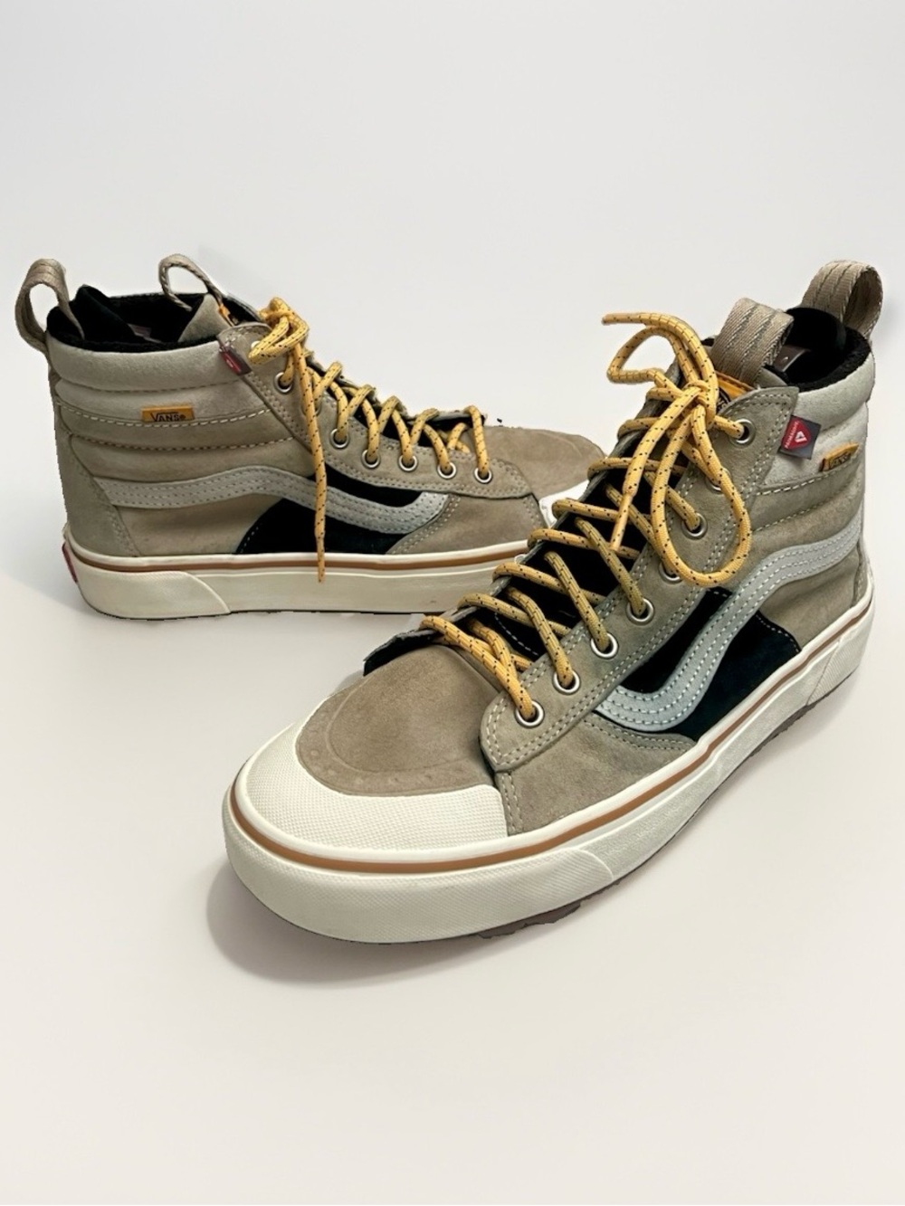 VANS SK8-HI MTE-2 Hi-Top Suede Sneakers Mens Sz 10.5 Khaki Water-Resistant Shoes